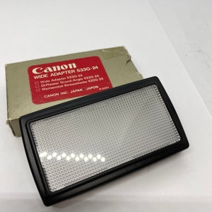 Canon 533G-24 24mm wide angle flash attachment mint and unused