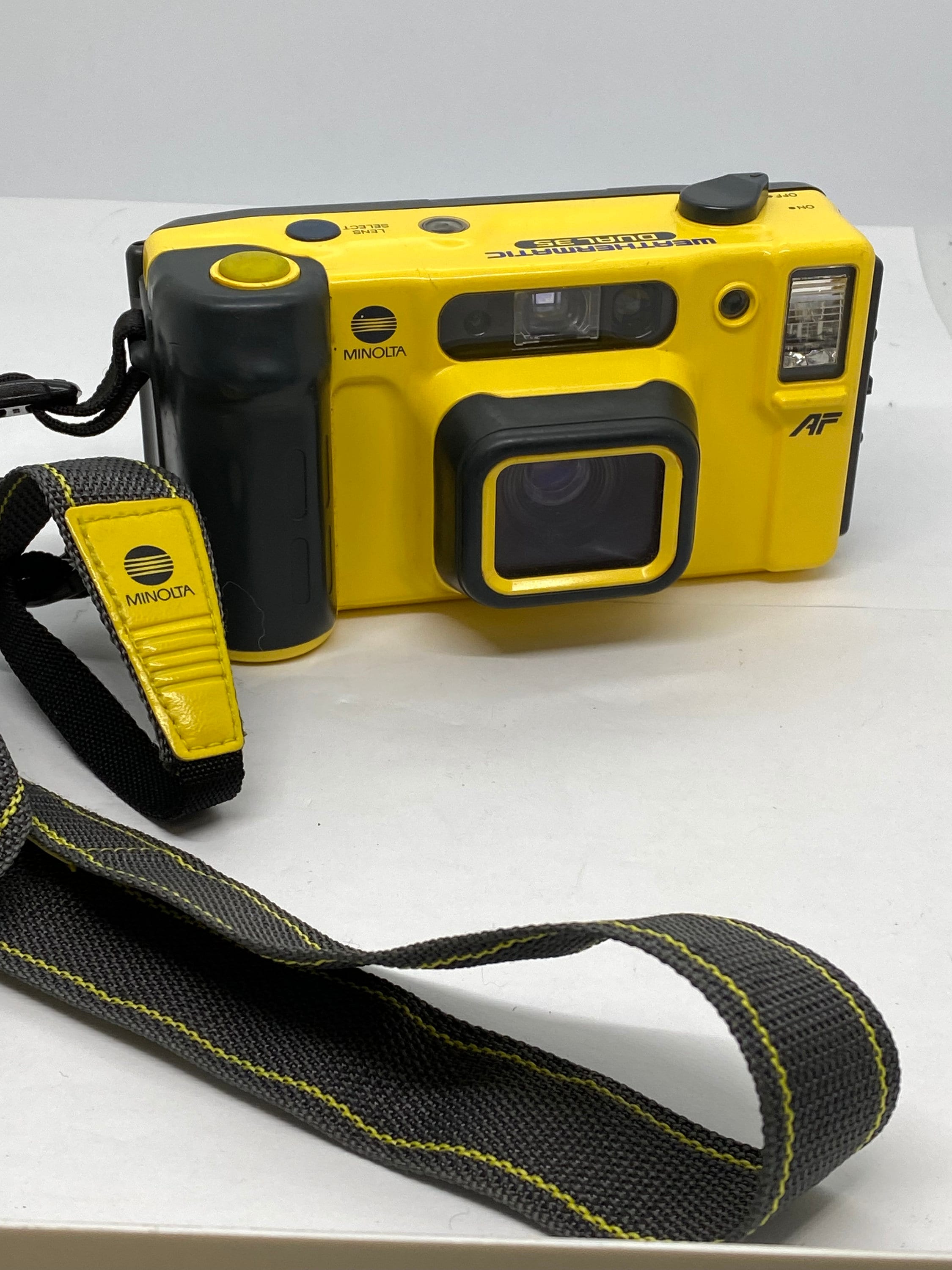 Minolta weathermatic dual 35 deals