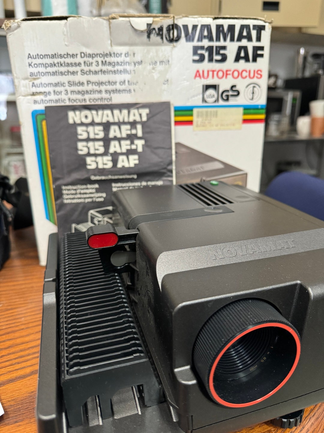 MINT Braun Novamat 515 AF 35mm Autofocus 35mm Slide Projector W German