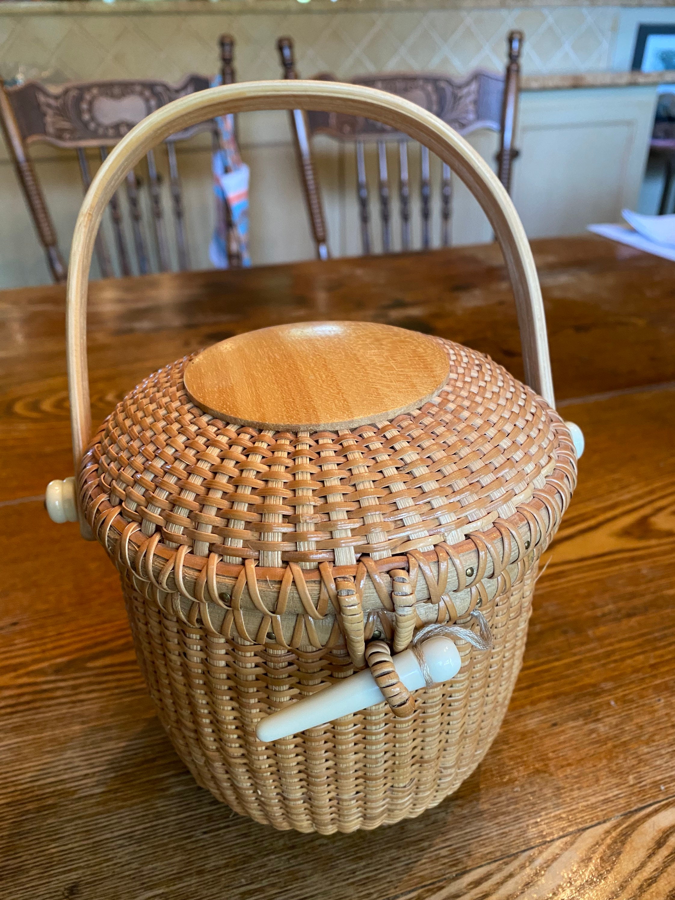 Nantucket Lightship basket with cover | National Museum of the American  Indian