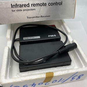 Rollei IR O4 infrared remote controlfor projector Medium format model mint.  90 day warranty