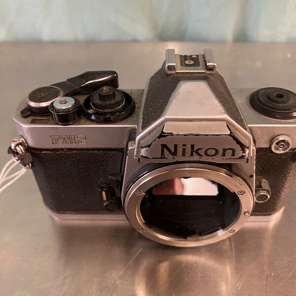 Nikon FM2N 35mm Kamera nur Körperteile ohne Garantie