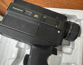 Bell & Howell Sound Star Filmosonic XL Super 8mm Film Camera New