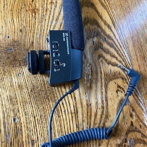Sennheiser Mike 400 video microphone mint!