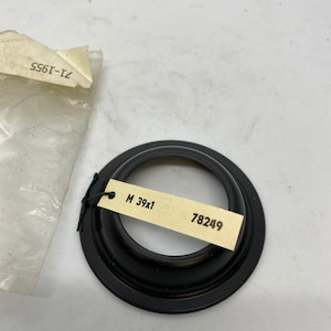 Meopta darkroom enlarger 39mm threaded lens board new old stock.