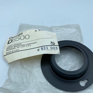 Omega D5500 51mm opening lens board new in package