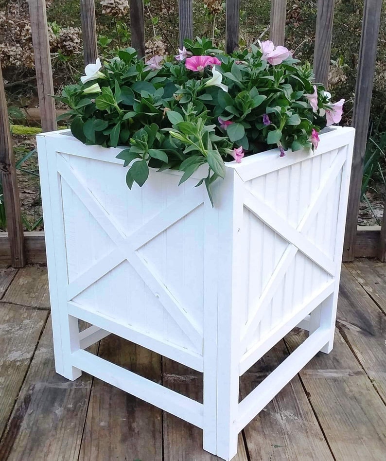 diy-planter-box-wooden-planter.jpg