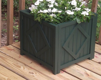 Planter  15"  Diamond pattern planter