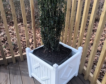 Diamond 18 X 18" Cambridge Planter