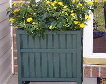 Planter  20"  Beaded Wainscot