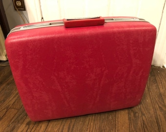 Red Royal Traveller Luggage