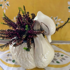 Swan Planter