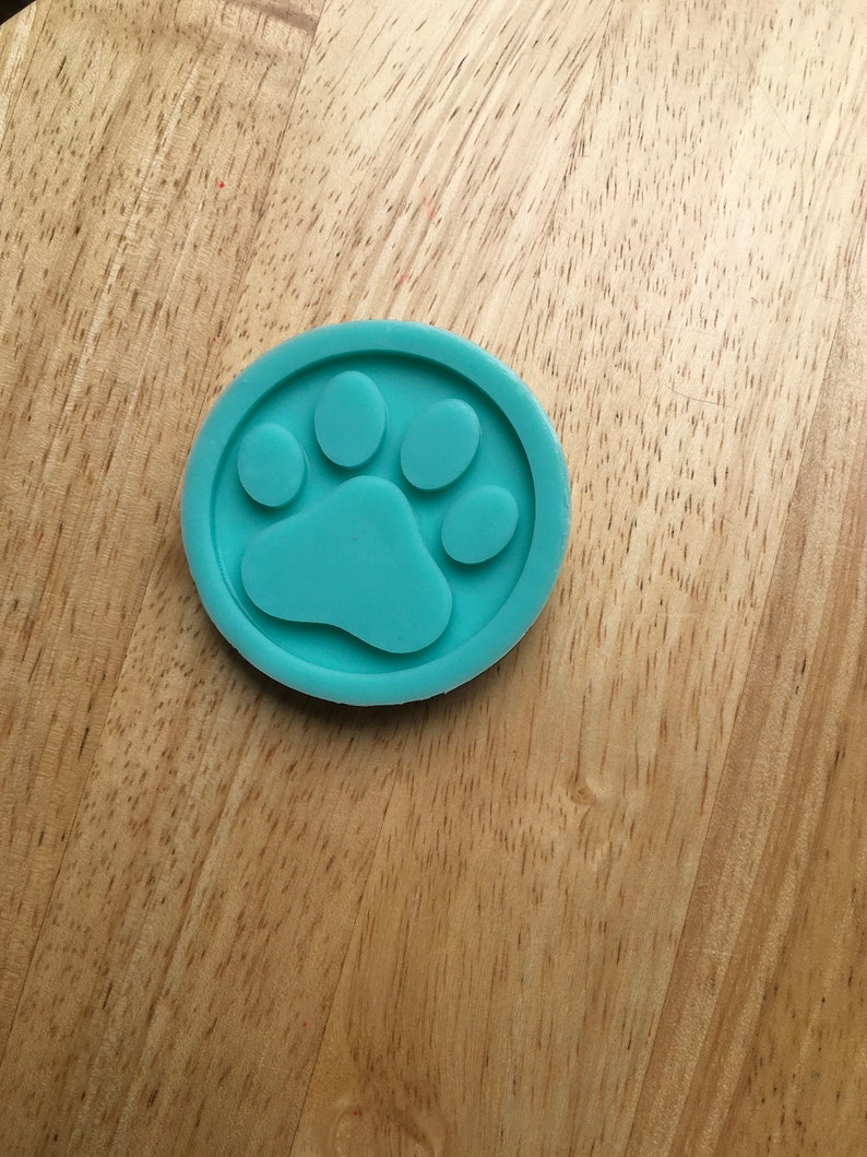 Paw Print Mold