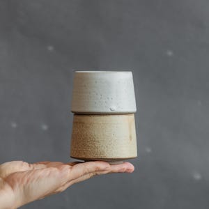 W MAGAZYNIE Zestaw 2 filiżanek do herbaty/kawy, kubków do kawy, kawy przelewowej, kamionki, ręcznie robiona ceramika, prezent dla miłośnika kawy, prezent świąteczny