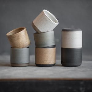 auf Bestellung SET AUS ZWEI 8oz/240ml Kaffeebechern für Filterkaffee und flaches Weiß, in verschiedenen Farben, handgefertigte Keramik, Steinzeug