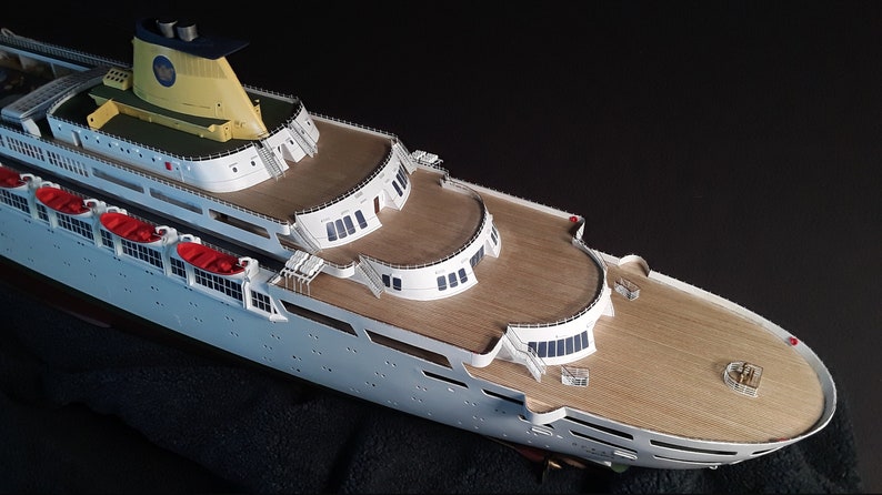 NOT AVAILABLE Commissioned 1:144 scale scratchbuilt Oceanic cruise ship image 7