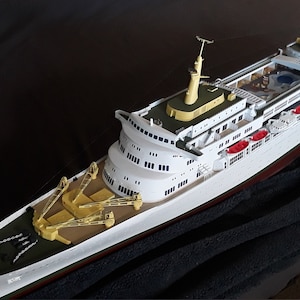 NOT AVAILABLE Commissioned 1:144 scale scratchbuilt Oceanic cruise ship image 8