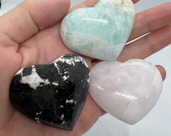 Affordable Gifts - Hearts Palms Bowls