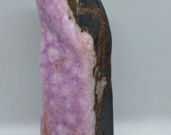 Pretty pink aragonite free form