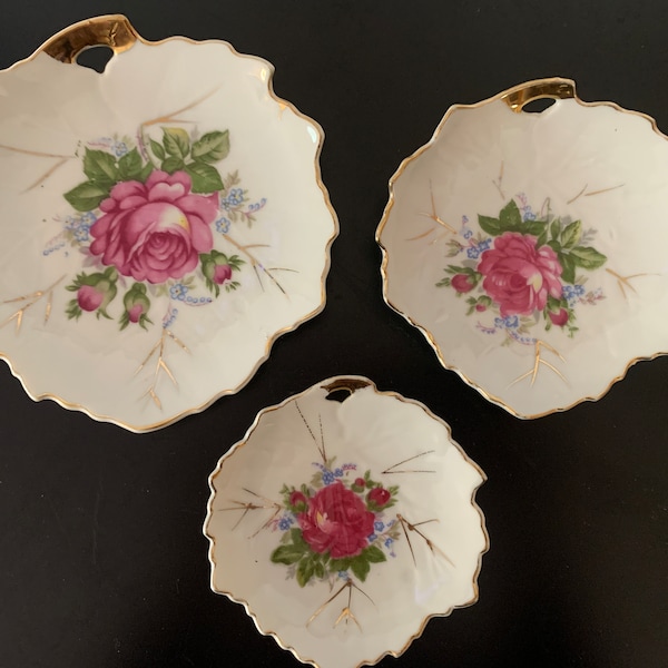 Set of 3 Trinket Dishes l Rose and leaf design with gold trim l made in Japan, Set of 3 nesting dishes