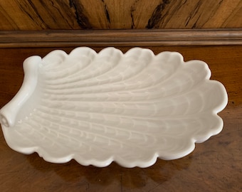 Vintage Abingdon USA Pottery Shell Dish, Scalloped Centerpiece Bowl