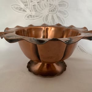 Vintage Gregorian Copper Scalloped Edge Pedestal Bowl