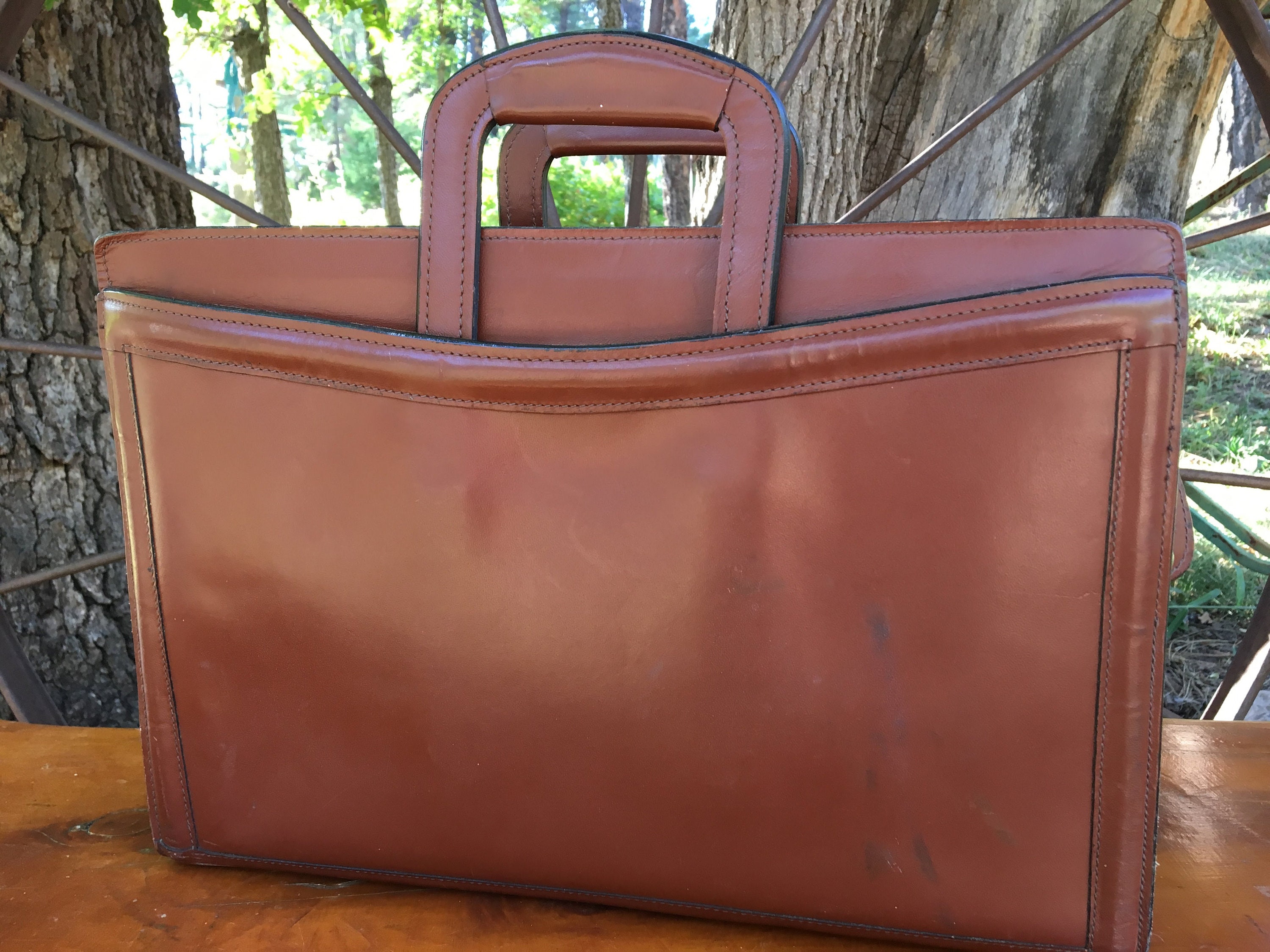 Vintage C & C Leather Attache BriefcaseRetractable Handles Etsy