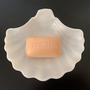 Vintage Milk Glass Trinket Dish- Soap Dish - Milk Glass Soap Dish-Vintage Soap Dish