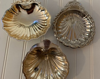 3 Vintage Shell Bowls-Vintage Bowl Set- Shell Candy Dishes- Silver Tone  Shell Decor-Shell Dish-Seashell Decor