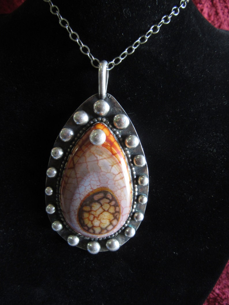 agate and silver pendant
