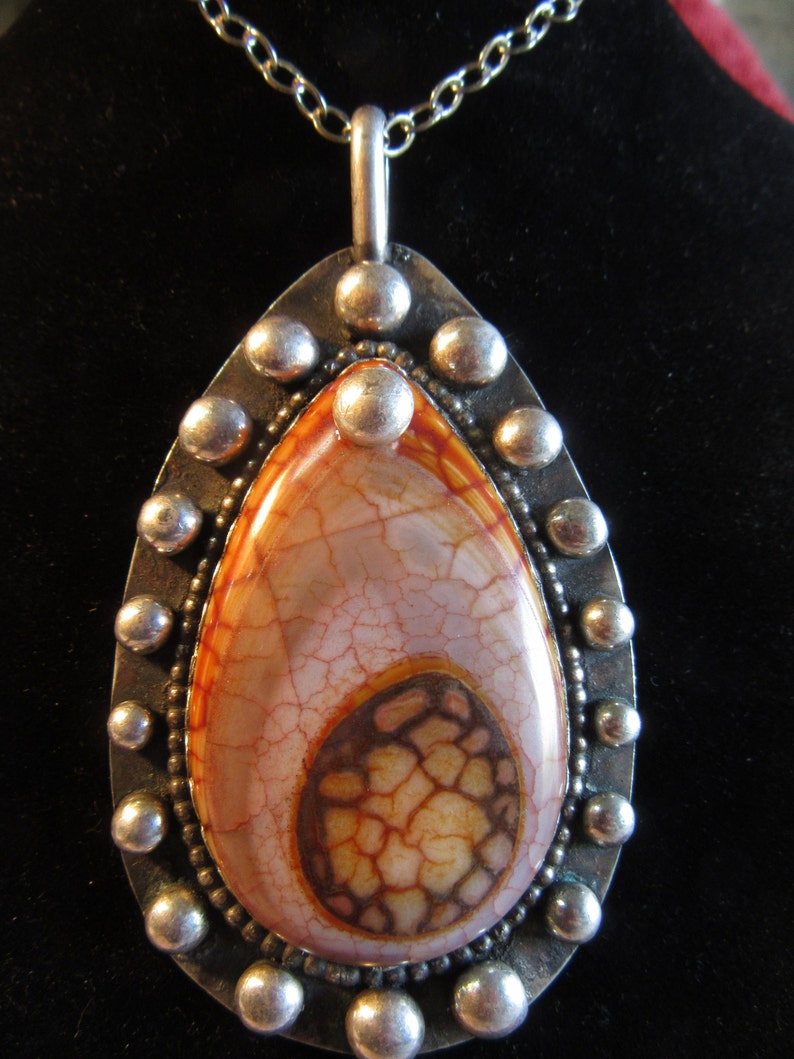 agate and silver pendant