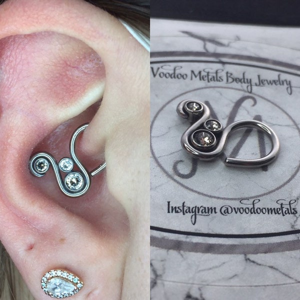 Handmade Hypoallergenic Niobium Crystal “Fist Bumper” Daith Ring