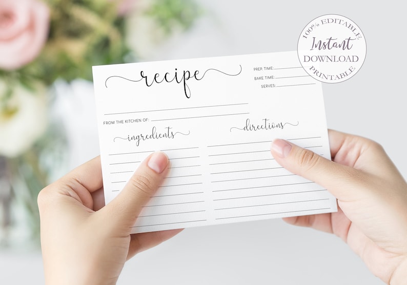 Puede incluir: Una tarjeta de receta imprimible con las palabras "receta", "ingredientes" y "instrucciones" en una fuente de escritura a mano. La tarjeta es blanca con l&iacute;neas negras para escribir.