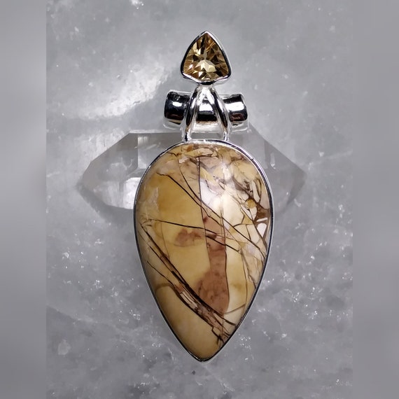 Mookaite Pendant