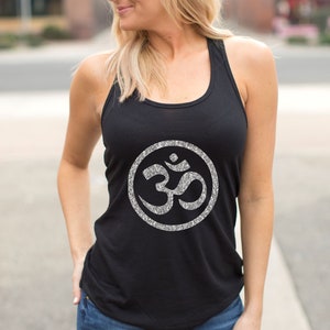 Women's Glitter Tank Om Symbol Shirt – Spiritual Yoga Top with Sparkle, Meditation Boho Apparel, Sacred Mantra Gift for Her