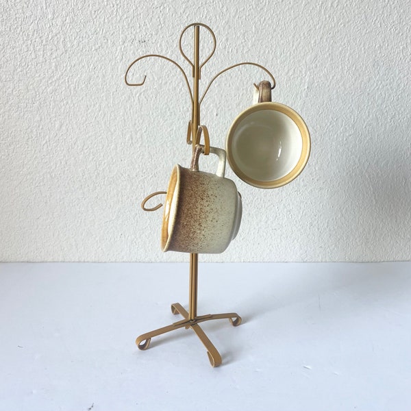 Vintage 1970's Harvest Gold Metal Mug Tree with 6 Hooks, Kitchenware Coffee Cup Holder Organizer, Mid Century Modern Kitchen Decor Cup Rack