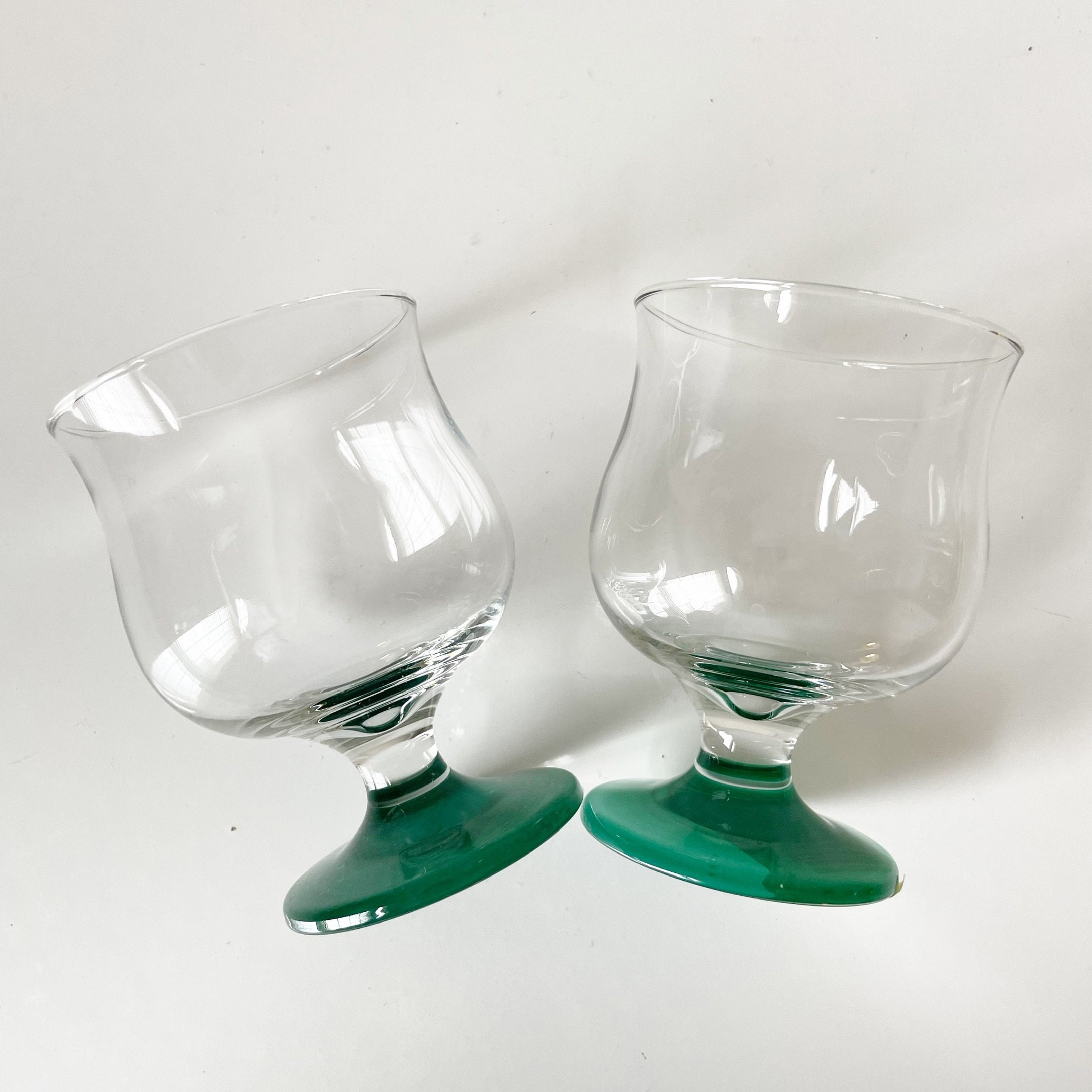 Vintage Green Glass Goblets,2 Large Beverages Glasses 7 T Blown Glass,wine Drinking  Glasses,10 Oz, 