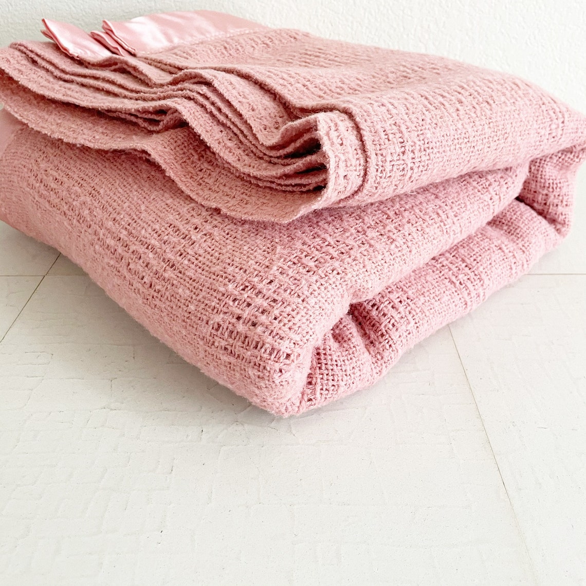 Vintage Acrylic Blanket with Satin Trim Pink Acrylic Waffle Etsy