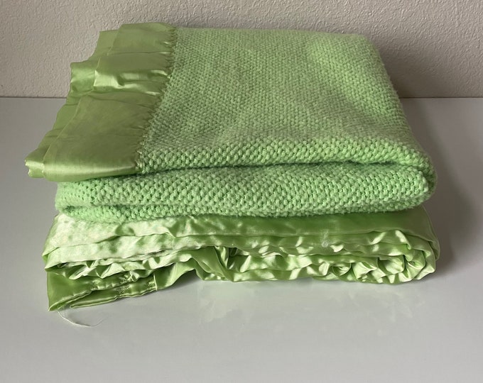 Vintage Acrylic Waffle Weave Blanket With Satin Trim, Retro Fieldcrest