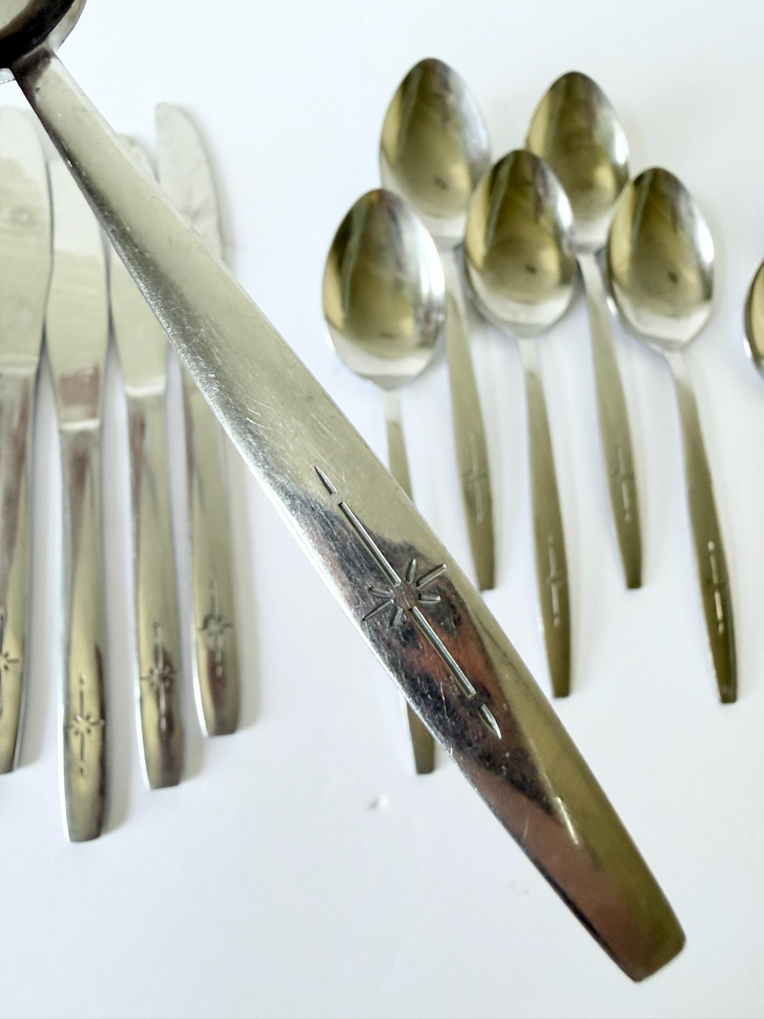 Vintage 8 Point Star Stainless Silverware - Set of 14 - Mid-Century Silverware