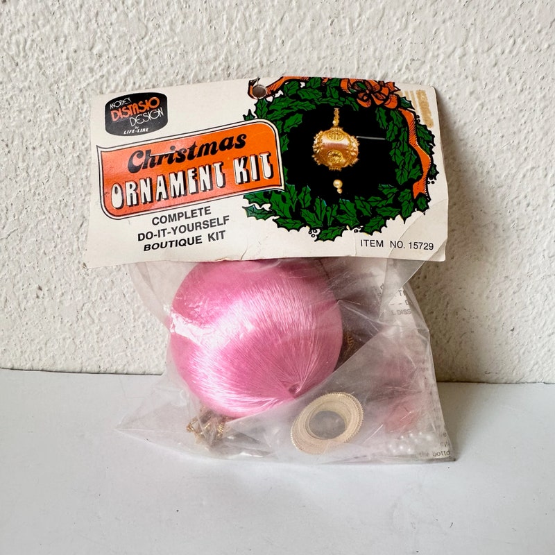 Kit Ornaments WOMENS TWO PIECE