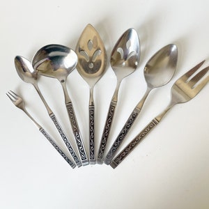 Vintage Oneida SPANISH COURT Stainless Steel flatware, 70s Mid Century Modern Silverware, Vintage MCM Flatware Scroll Pattern - Sold Ind
