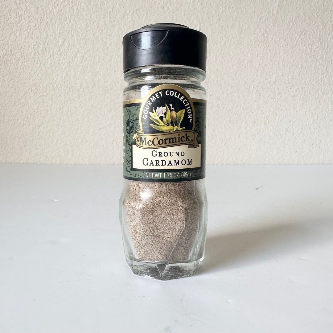 Vintage Mccormick Glass Spice Jars GROUND CARDAMOM Black Lid Kitchen Decor Staging, Mccormick ...