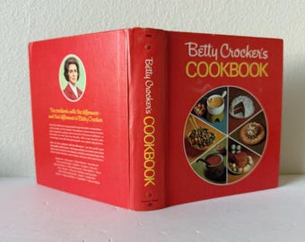 1950 Vintage Betty Crocker's Cookbook in Binder Version 9th Printing - Vintage Betty Crocker Cookbook