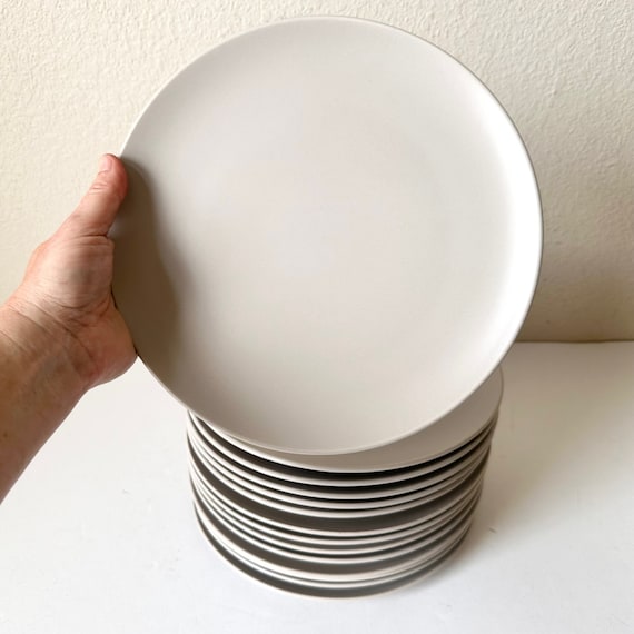 IKEA Dinera Gray Round DINNER PLATE 12011 - 10 1/4