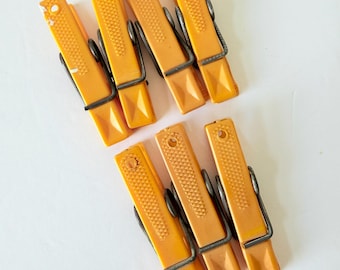 Vintage Plastic Clothespins - Mid Century Laundry Clothes Pins - Orange