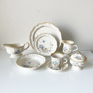 Sold Ind - Mikasa Blue Daisies Garden Club Vintage Dish set, Stoneware Dinnerware, Ceramic Dishware, Vintage Dishes, Floral Daisy Plates 80s