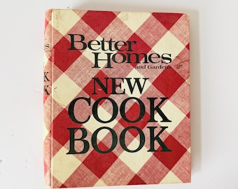 1976 Better Homes & Gardens Cookbook: 8th Printing, 1980s Spiral-Bound