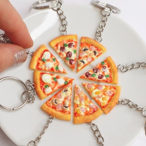 Pizza Keychain/Pizza slice Keychain/Pizza Accessories/Food Keychain/ Pizza Lover Gift/Funny Keychain/ Foodie Gift/ Pepperoni Keychain