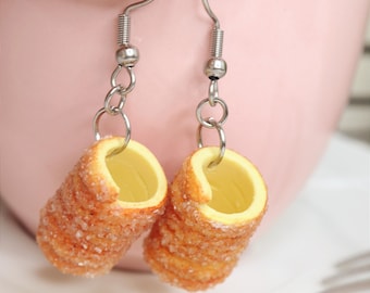 Orecchini torta al camino: regalo kürtőskalács in miniatura ungherese fatto a mano